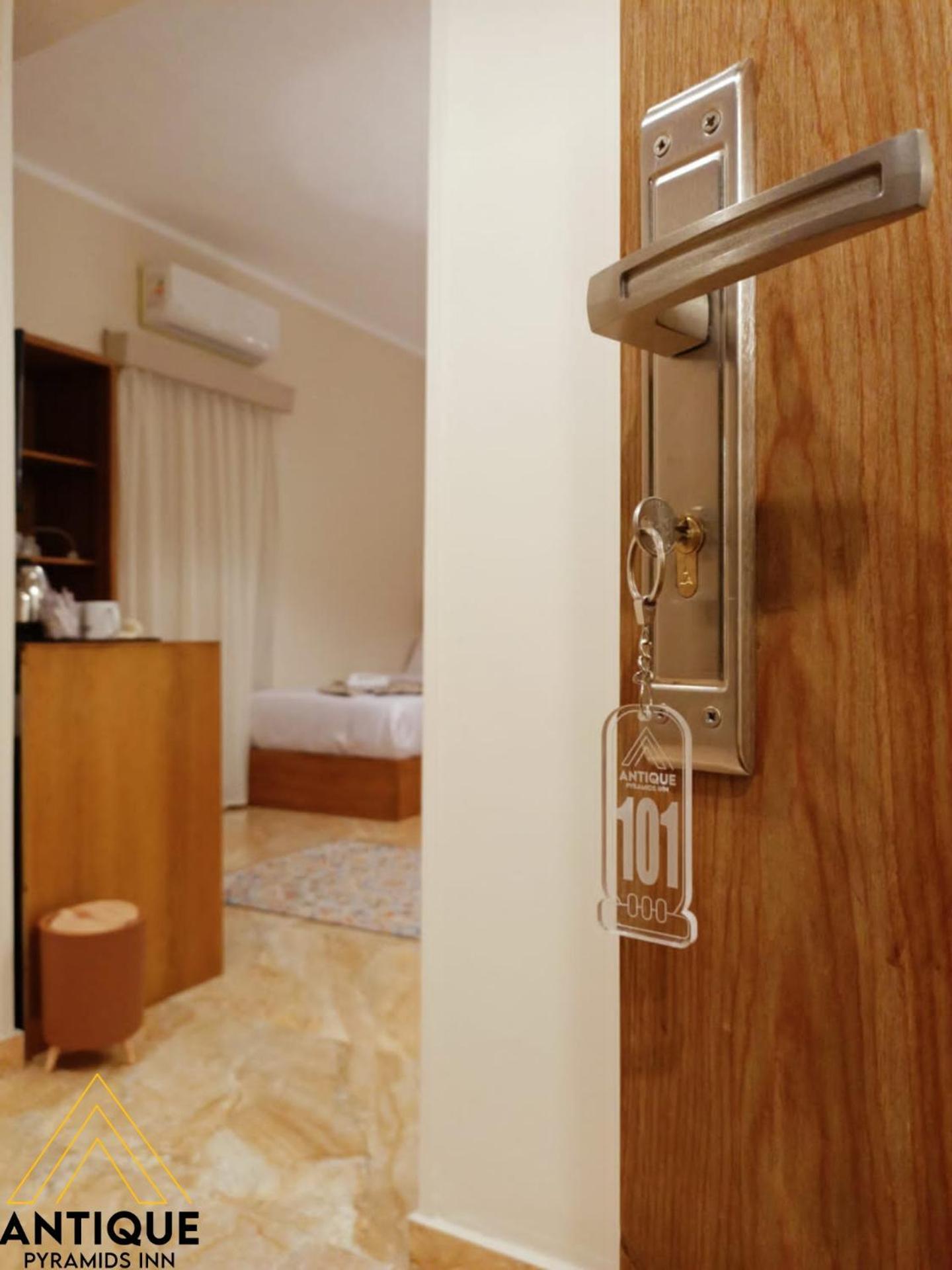 Antique Pyramids Inn Giza Екстер'єр фото