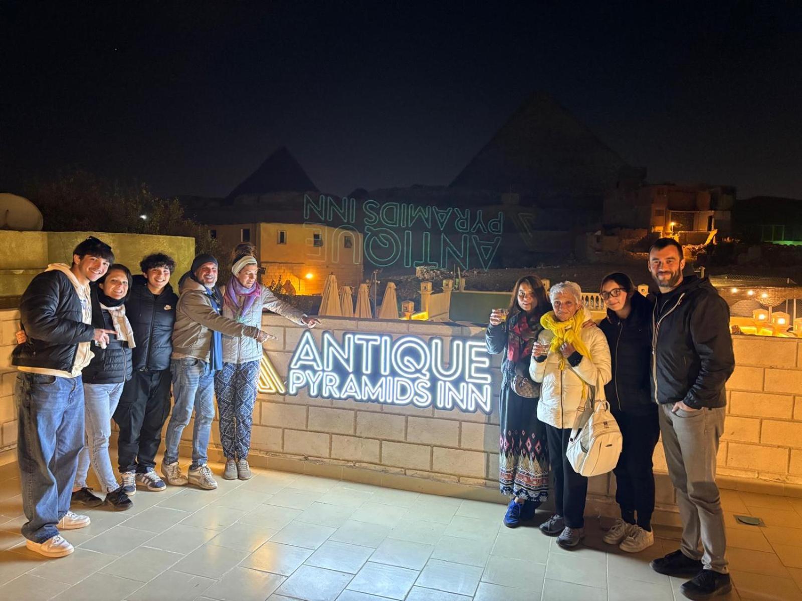 Antique Pyramids Inn Giza Екстер'єр фото