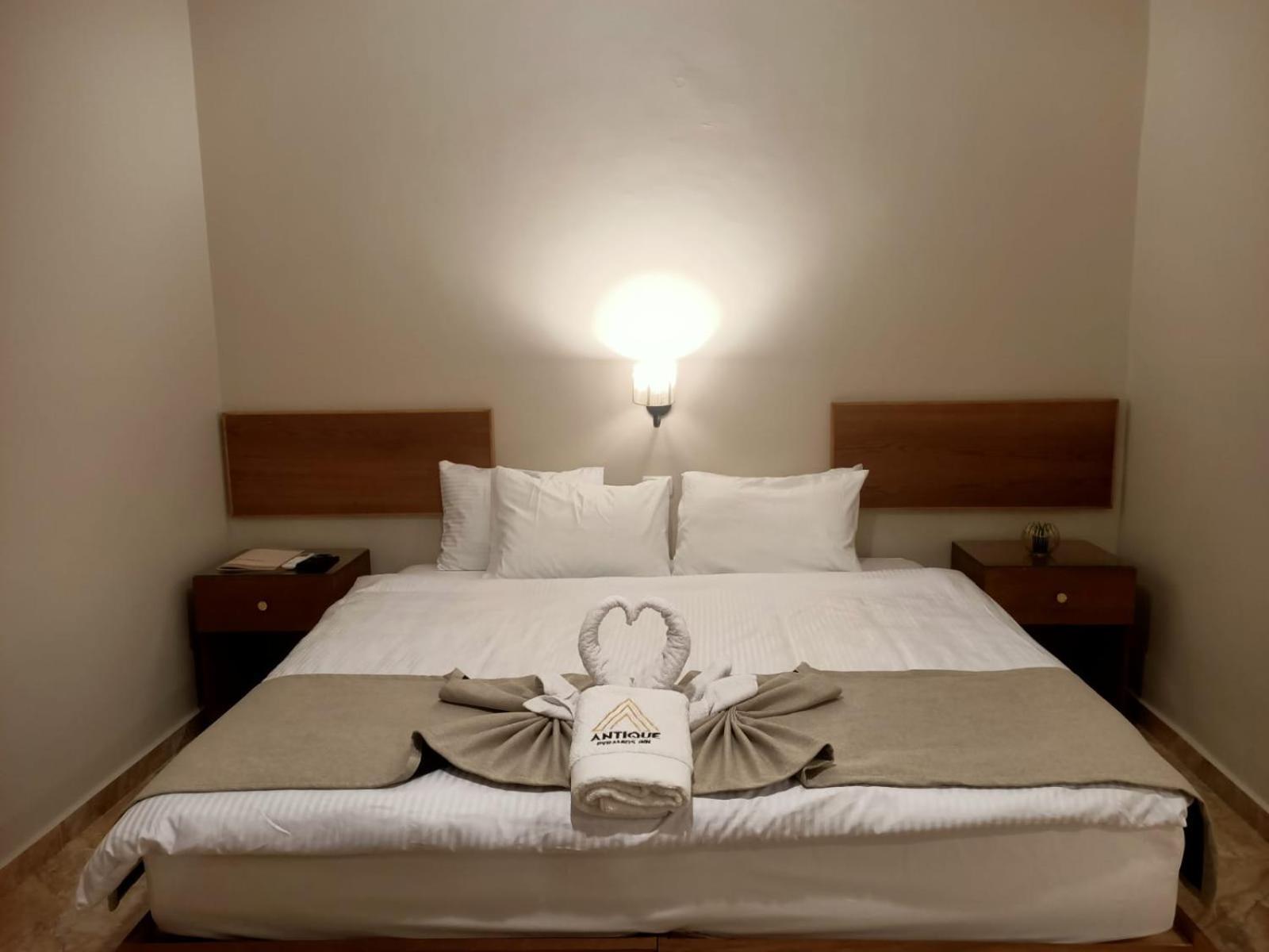Antique Pyramids Inn Giza Екстер'єр фото